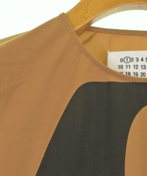 Maison Margiela เสื้อยืด/เสื้อท็อปส์