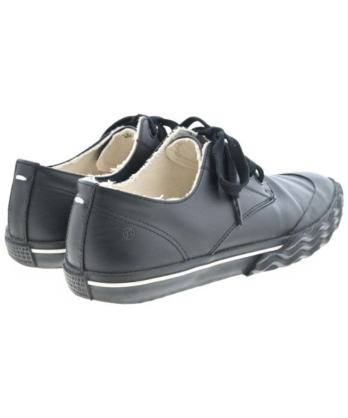 Maison Margiela รองเท้าผ้าใบ