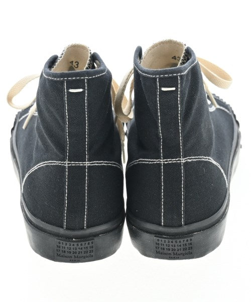Maison Margiela รองเท้าผ้าใบ