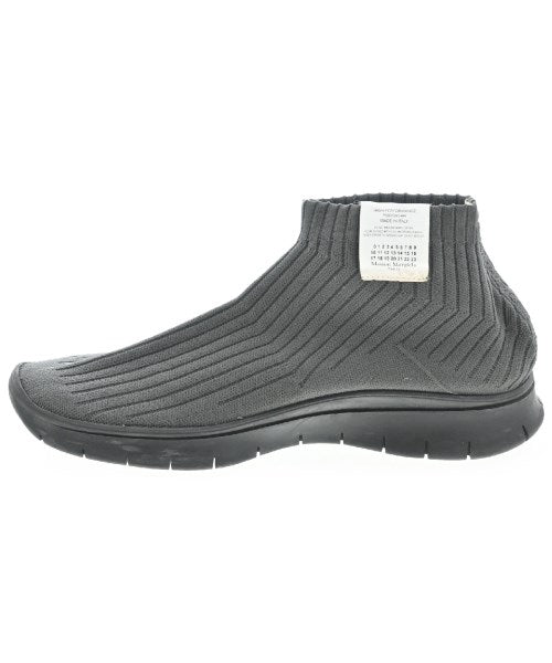 Maison Margiela รองเท้าผ้าใบ