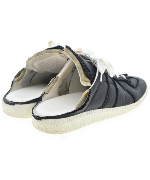 Maison Margiela รองเท้าผ้าใบ