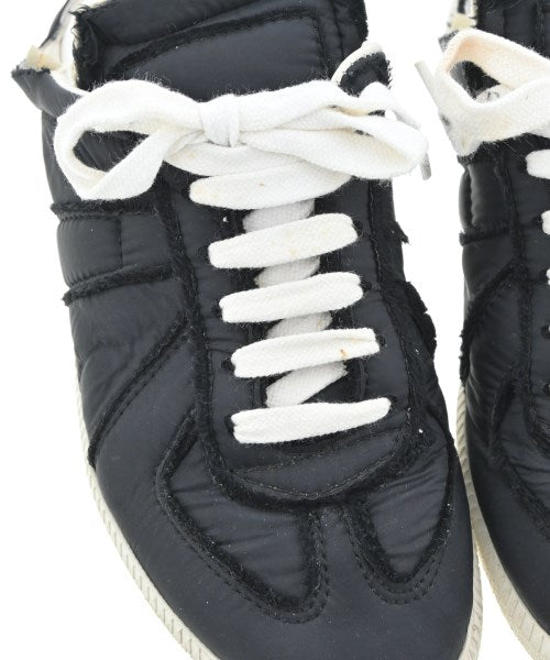 Maison Margiela รองเท้าผ้าใบ