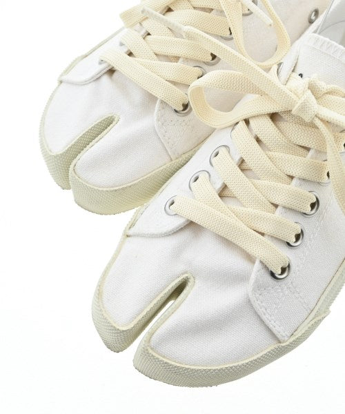 Maison Margiela รองเท้าผ้าใบ