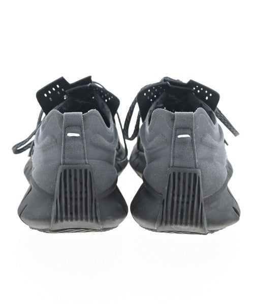 Maison Margiela รองเท้าผ้าใบ