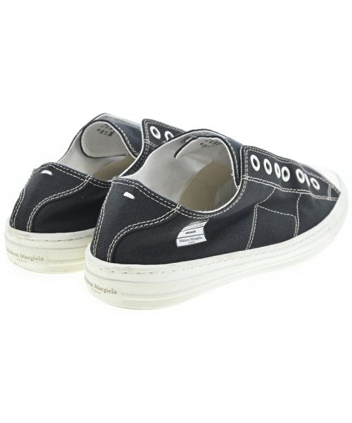 Maison Margiela รองเท้าผ้าใบ