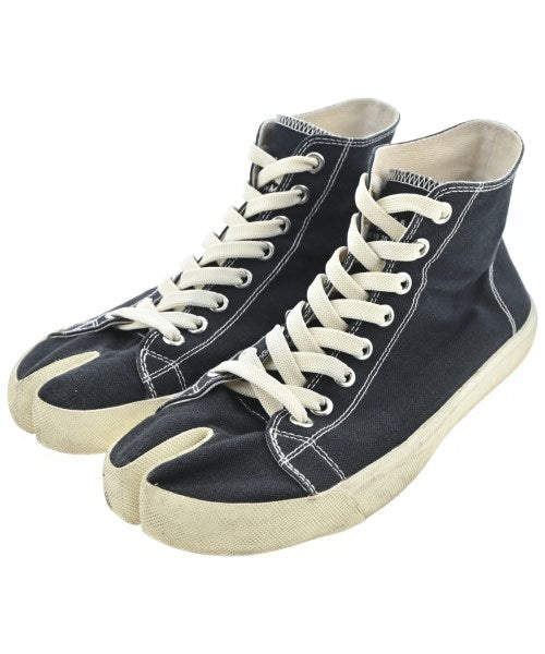 Maison Margiela รองเท้าผ้าใบ