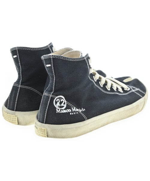 Maison Margiela รองเท้าผ้าใบ