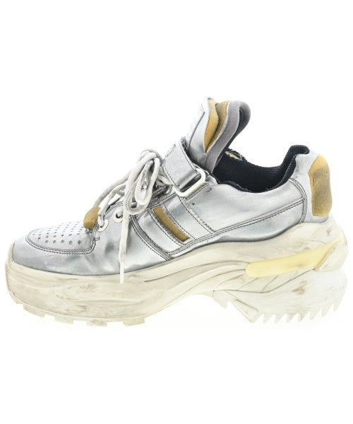 Maison Margiela รองเท้าผ้าใบ