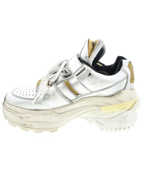Maison Margiela รองเท้าผ้าใบ
