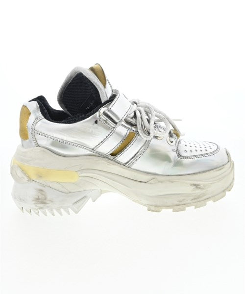 Maison Margiela รองเท้าผ้าใบ