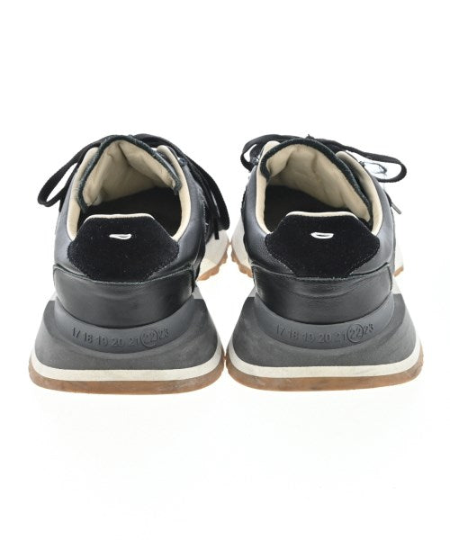 Maison Margiela รองเท้าผ้าใบ