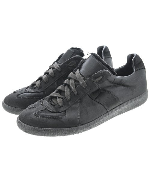 Maison Margiela รองเท้าผ้าใบ