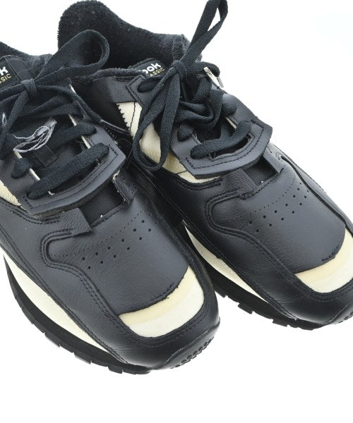 Maison Margiela รองเท้าผ้าใบ