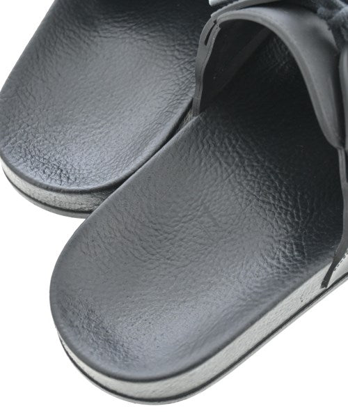 Maison Margiela รองเท้าแตะ