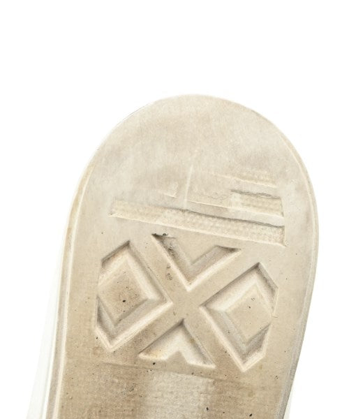 Maison Margiela รองเท้าผ้าใบ