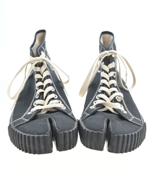 Maison Margiela รองเท้าผ้าใบ