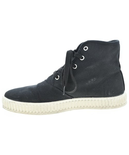 Maison Margiela รองเท้าผ้าใบ