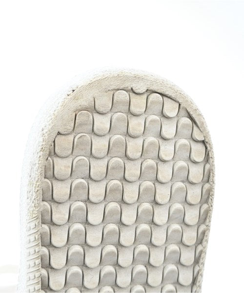 Maison Margiela รองเท้าผ้าใบ