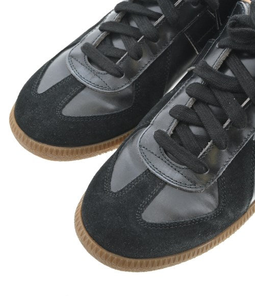 Maison Margiela รองเท้าผ้าใบ
