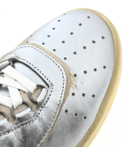 ALEXANDER MCQUEEN รองเท้าผ้าใบ