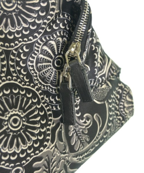 ALEXANDER MCQUEEN คลัตช์