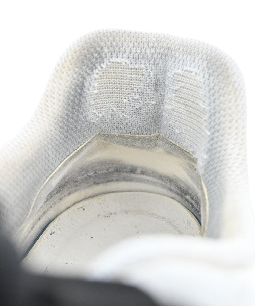 ALEXANDER MCQUEEN รองเท้าผ้าใบ