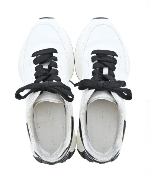 ALEXANDER MCQUEEN รองเท้าผ้าใบ