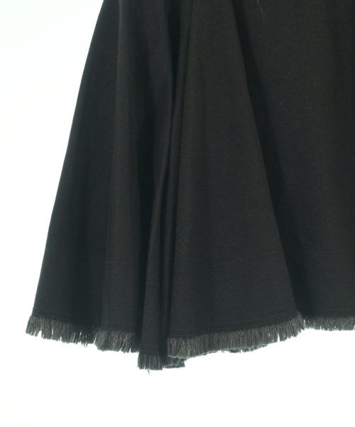 ALEXANDER MCQUEEN กระโปรงยาวถึงเข่า