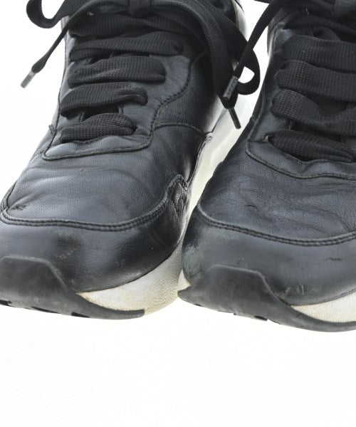 ALEXANDER MCQUEEN รองเท้าผ้าใบ