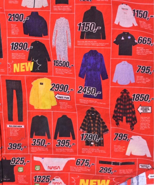 BALENCIAGA เสื้อลำลอง