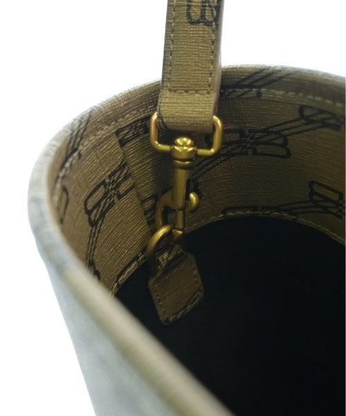 BALENCIAGA กระเป๋าถือขนาดใหญ่