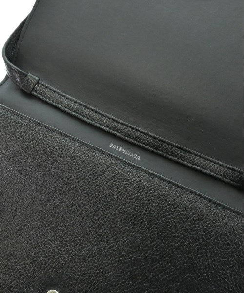 BALENCIAGA กระเป๋าสะพาย