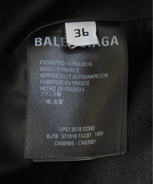BALENCIAGA กระโปรงยาวถึงเข่า