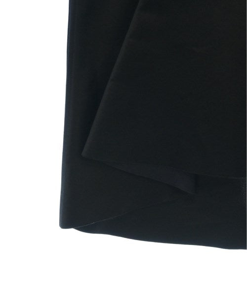 BALENCIAGA กระโปรงยาวถึงเข่า