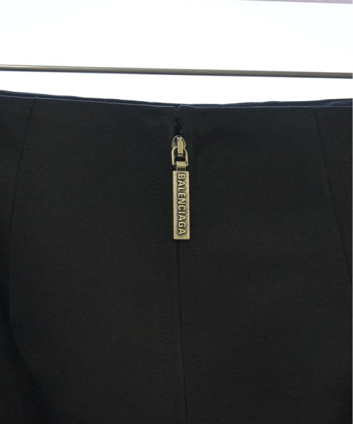 BALENCIAGA กระโปรงยาวถึงเข่า
