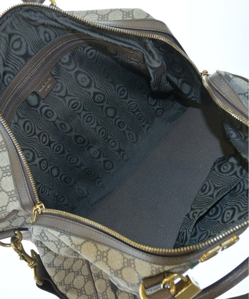 BALENCIAGA กระเป๋าใส่อุปกรณ์ขนาดใหญ่