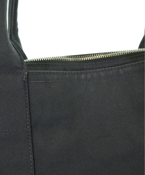 BALENCIAGA กระเป๋าถือขนาดใหญ่