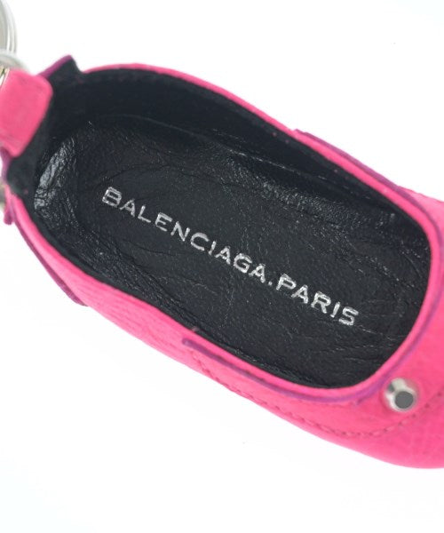 BALENCIAGA เครื่องประดับบนกระเป๋า