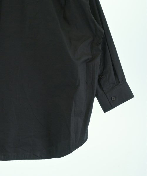 BALENCIAGA เสื้อลำลอง