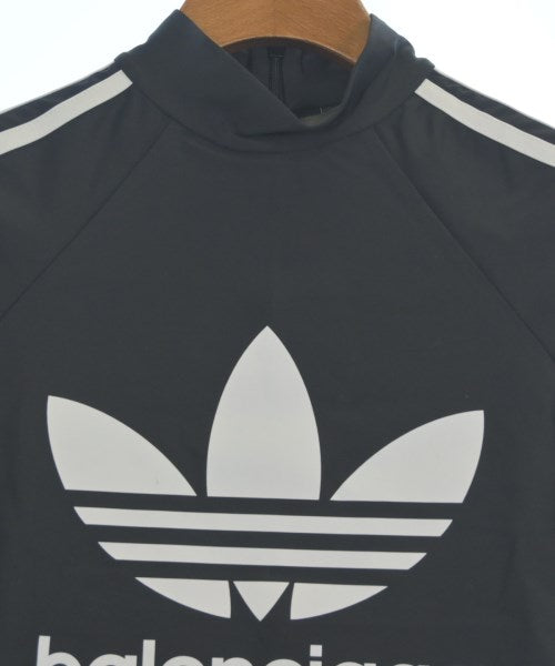 BALENCIAGA เสื้อยืด/เสื้อท็อปส์