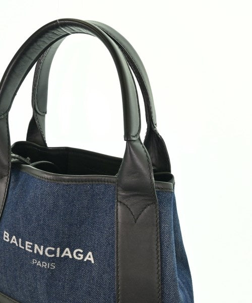 BALENCIAGA กระเป๋าถือ