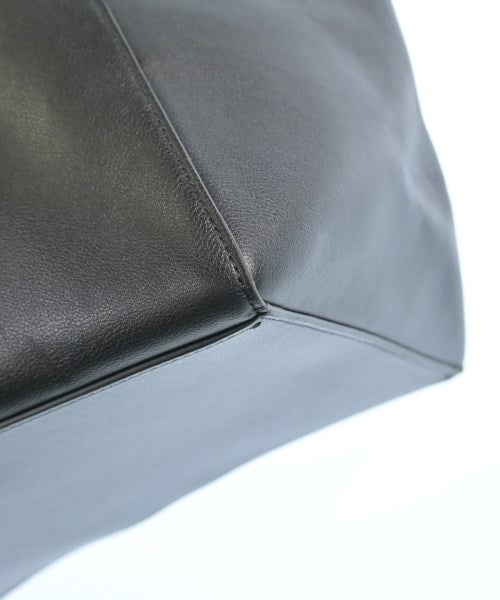BALENCIAGA กระเป๋าถือขนาดใหญ่