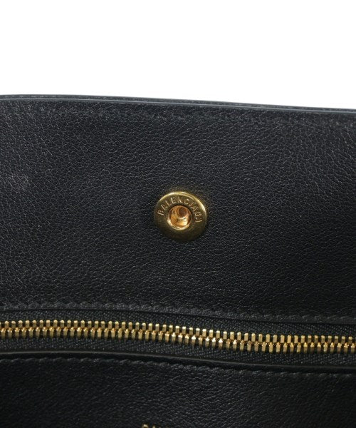 BALENCIAGA กระเป๋าถือขนาดใหญ่