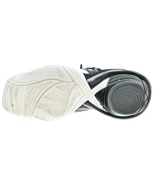 BALENCIAGA รองเท้าผ้าใบ