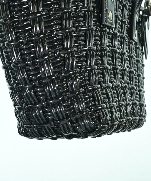 BALENCIAGA กระเป๋าทรงตะกร้า