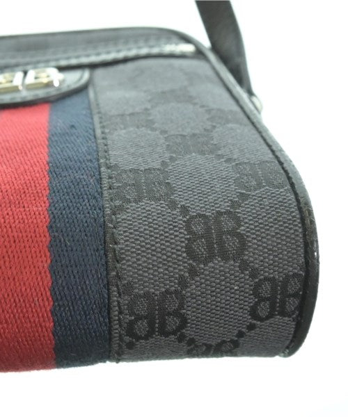 BALENCIAGA กระเป๋าสะพาย