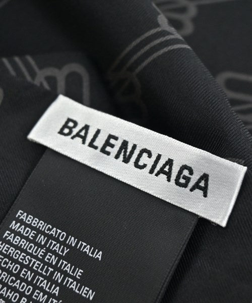 BALENCIAGA ผ้าคลุมไหล่