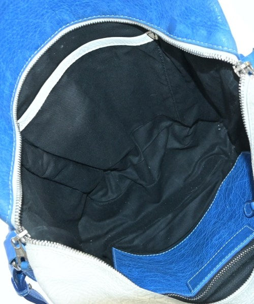 BALENCIAGA กระเป๋าสะพาย