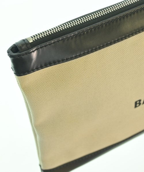 BALENCIAGA คลัตช์