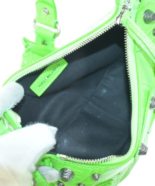 BALENCIAGA กระเป๋าสะพาย